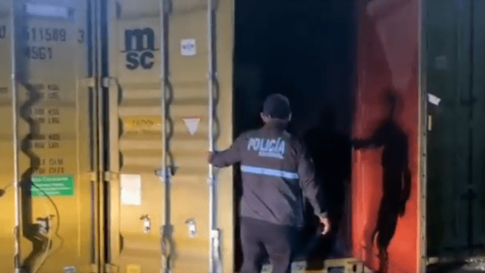 Incautan en Ecuador más de dos toneladas de cocaína en contenedor con destino a&nbsp;España