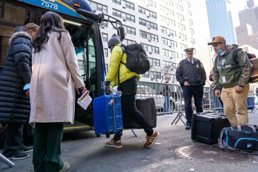 Casi 100.000 inmigrantes han llegado a NY en un&nbsp;año