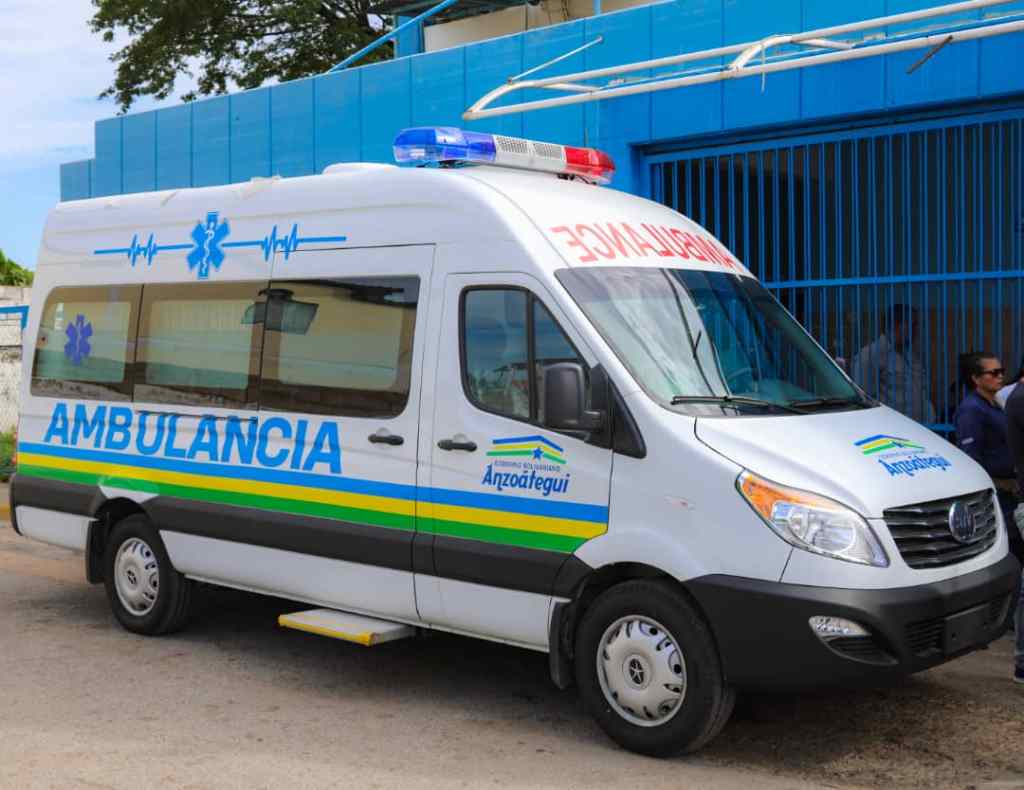 Gobernador Luis Marcano incorporó seis nuevas ambulancias al sistema público de&nbsp;salud