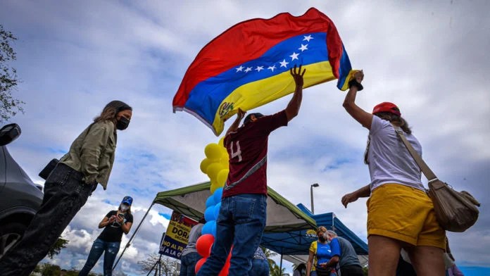 EE. UU. habilita tres centros en Colombia para atender solicitudes de&nbsp;venezolanos