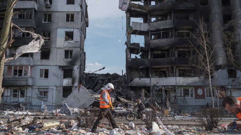 Fiscalía ucraniana contabiliza ya más de 10 mil civiles muertos desde la invasión&nbsp;rusa