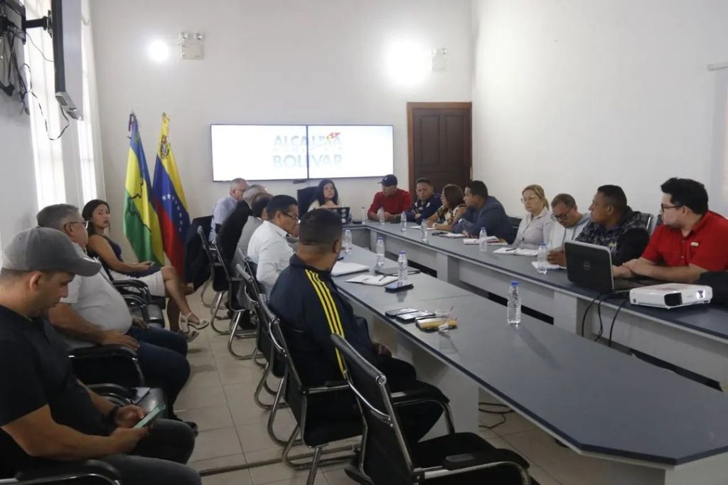 Alcaldes se reunieron en Barcelona para analizar tema de la armonización&nbsp;tributaria