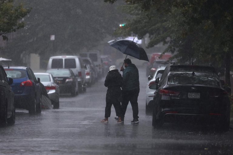 ¡En alerta! Nueva York en caos por las lluvias e&nbsp;inundaciones