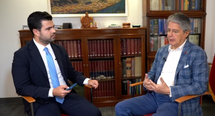 Ecuador dice que sería “sano” restablecer relaciones con&nbsp;Venezuela