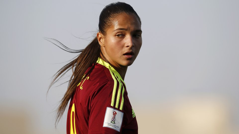 Deyna Castellanos se solidariza con Jenni&nbsp;Hermoso