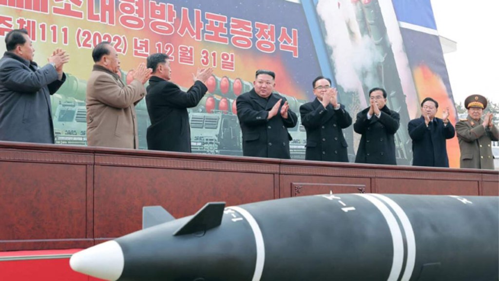 Kim Jong-un exhortó a aumentar la producción de armas nucleares de su&nbsp;país