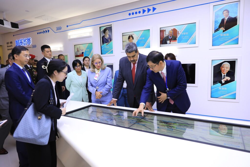 ¿Qué son los BRICS y por qué Nicolás Maduro se les quiere&nbsp;unir?