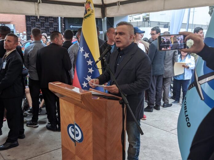 Más de 500 funcionarios han sido condenados por violaciones de DDHH, aseguró Tarek William&nbsp;Saab