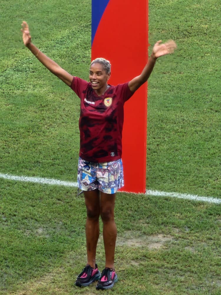 Yulimar Rojas acudió a Maturín a apoyar a la&nbsp;Vinotinto