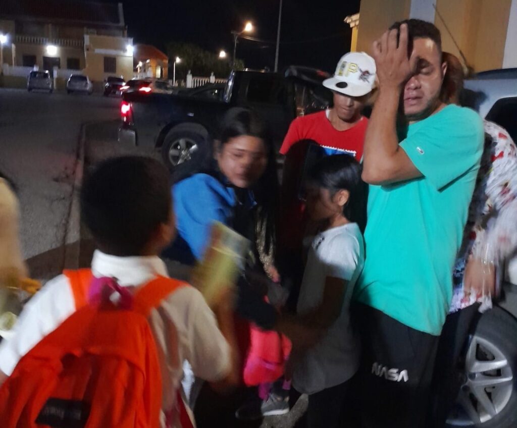 Rescatan a dos de los cinco niños venezolanos detenidos en&nbsp;Curazao