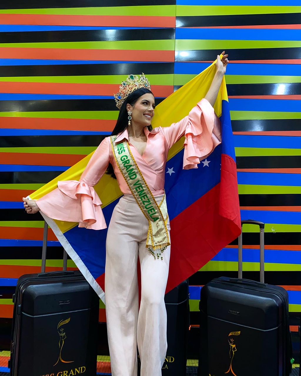 Miss Grand Venezuela eligió piezas de diseñadores anzoatiguenses para llevar a&nbsp;Vietnam