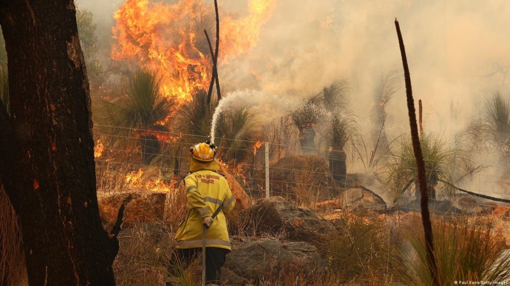 Personas son evacuadas por incendios al sureste de&nbsp;Australia