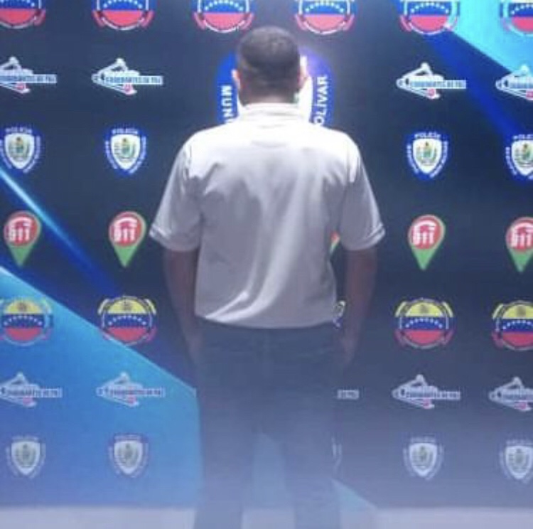 Hombre fue detenido en Barcelona por presunto ultraje al funcionario público y violencia al adulto&nbsp;mayor