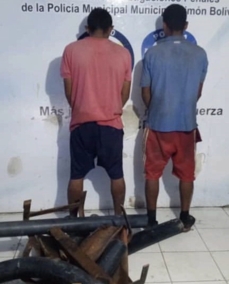 En Barcelona fueron aprehendidos por presunto hurto de hierro y&nbsp;plástico