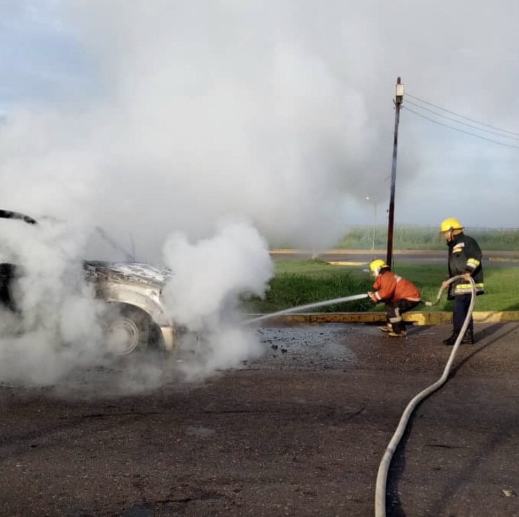 Incendio vehicular en&nbsp;Anaco