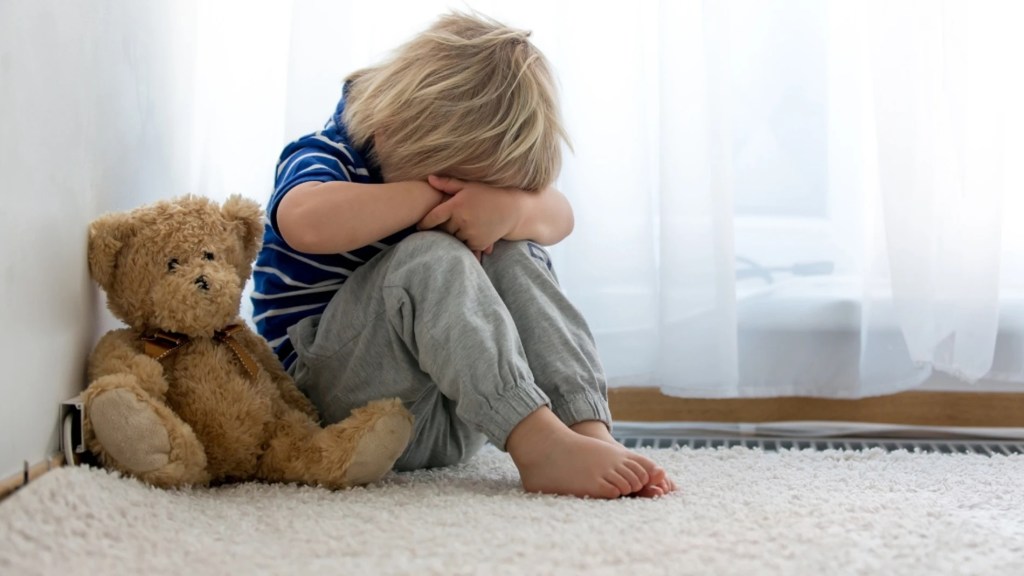 El abuso verbal es tan perjudicial para los niños como el sexual o&nbsp;físico