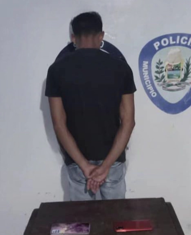 Sujeto fue detenido por estar presuntamente implicado en&nbsp;hurto