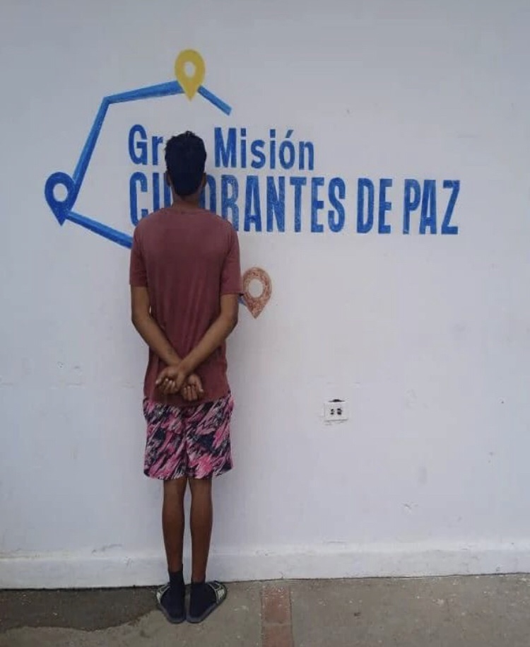 Un hombre y un adolescente fueron aprehendidos por presunto&nbsp;hurto