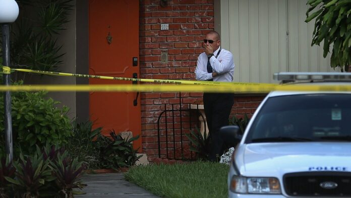 Mujer habría matado a sus dos hijos antes de saltar desde un&nbsp;puente