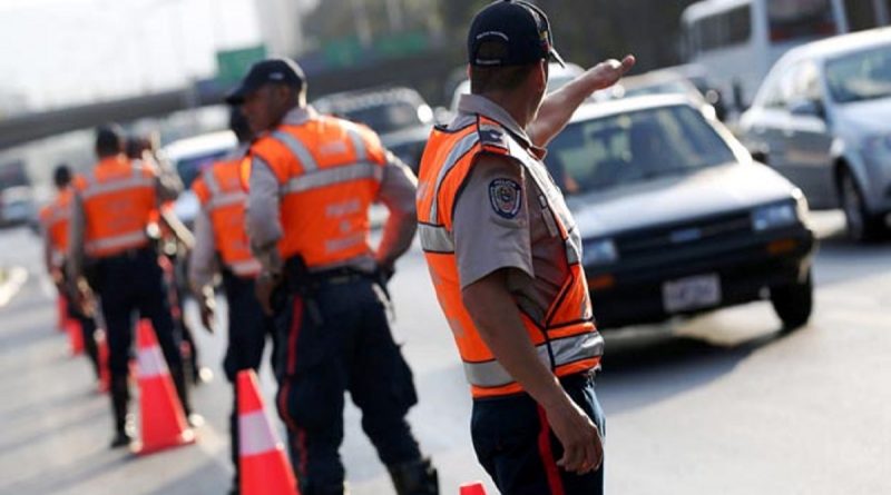 Estos son los cinco documentos que debes tener a la mano al momento de conducir tu vehículo en&nbsp;Venezuela.