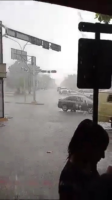 Fuertes lluvias en Cumaná en Cumaná anegaron calles y&nbsp;locales