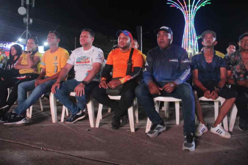 Ciudad Orinoco celebró el punto de la Vinotinto al empatar con Ecuador, en un partido lleno de&nbsp;emociones