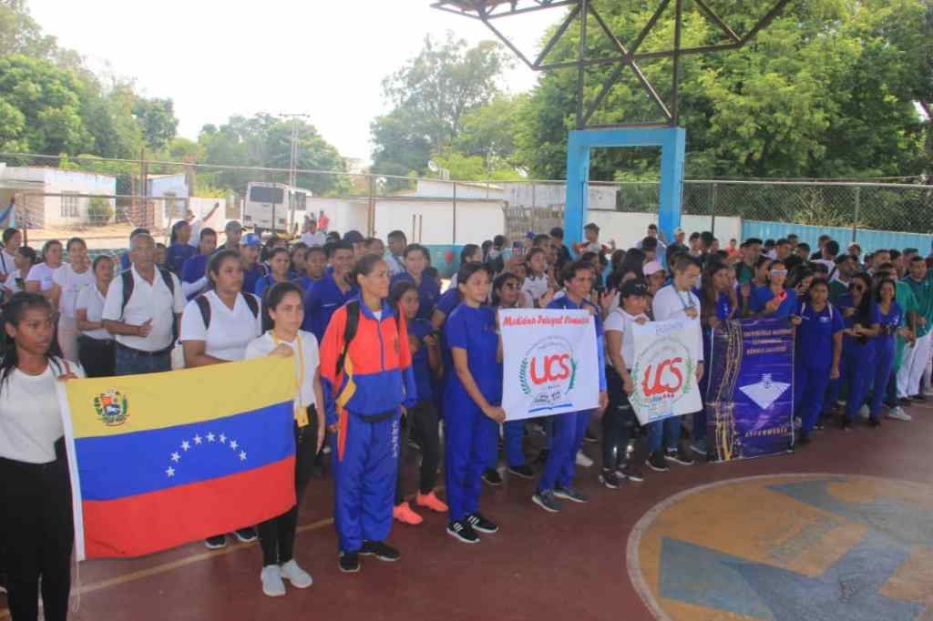 Estudiantes de la Ciudad Orinoco celebraron su&nbsp;día