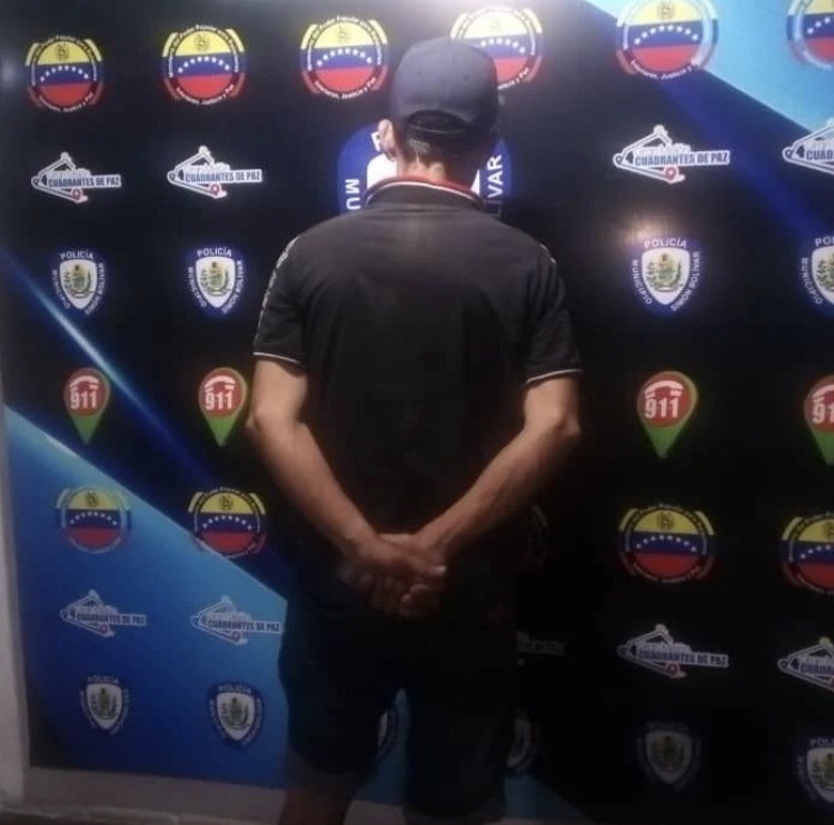 Aprehendido sujeto por presunta implicación en el robo de un&nbsp;celular