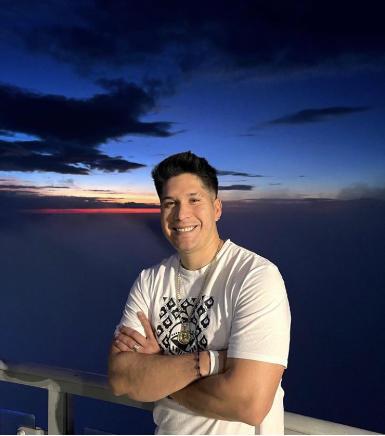 Chyno Miranda habría contraído matrimonio con Astrid&nbsp;Falcón