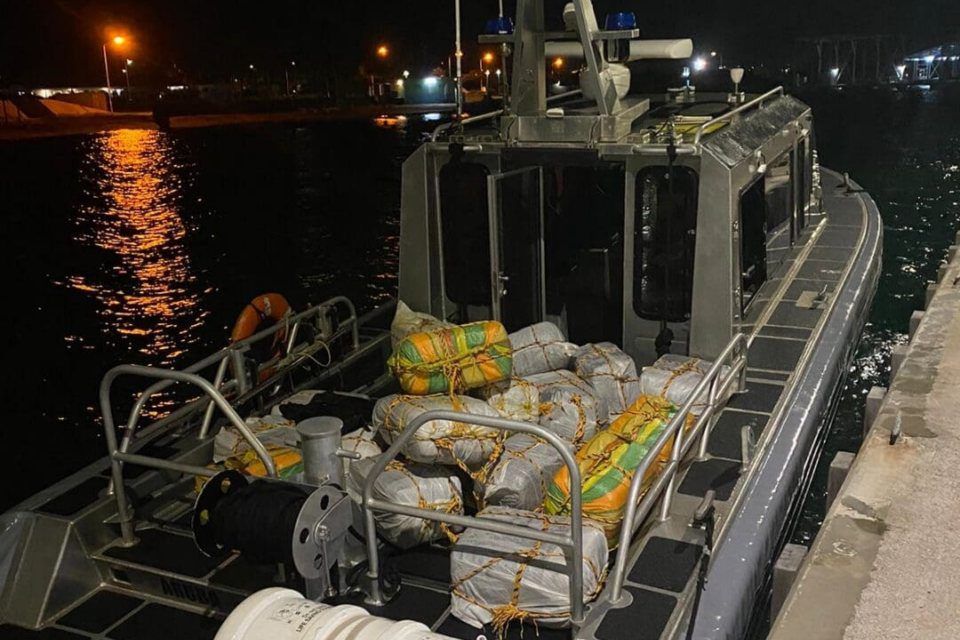 Once venezolanos detenidos en Aruba con 600 kilos de drogas en&nbsp;embarcación