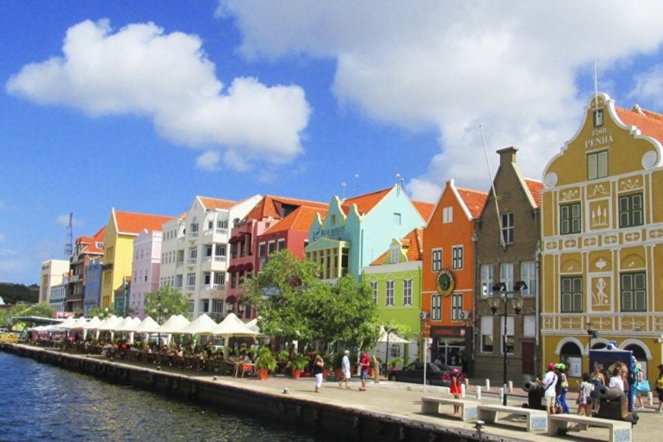 Aumentó 362 % el turismo de venezolanos hacia Curazao tras reapertura de&nbsp;fronteras