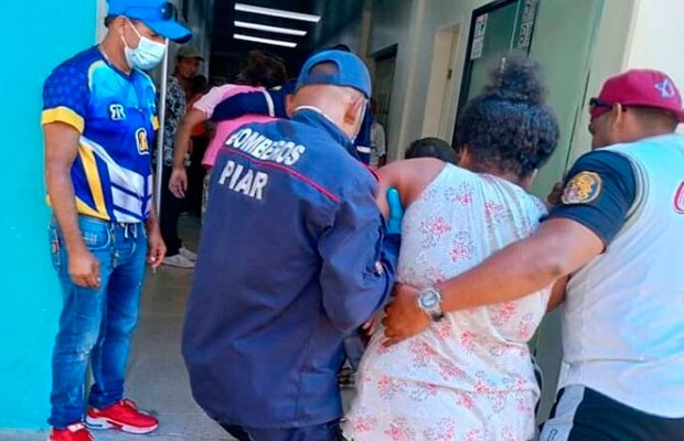 Tres mujeres pretendían matarse los piojos con insecticida y se&nbsp;intoxicaron