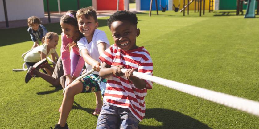 La falta de juego en espacios abiertos aumenta la miopía&nbsp;infantil