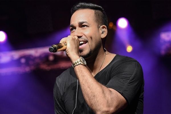 Romeo Santos responsabiliza a empresa productora por retrasos en su concierto en Caracas&nbsp;[Vídeo]