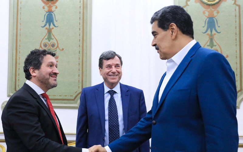 Maduro recibió a directivos de Repsol tras acuerdo de reanudar&nbsp;operaciones