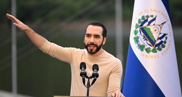 “No es soplar y hacer botellas”, el mensaje de Nayib Bukele luego de la incursión armada en&nbsp;Ecuador