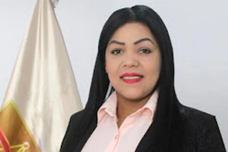 MP solicita alerta roja internacional contra exfuncionaria Emily&nbsp;Pacheco