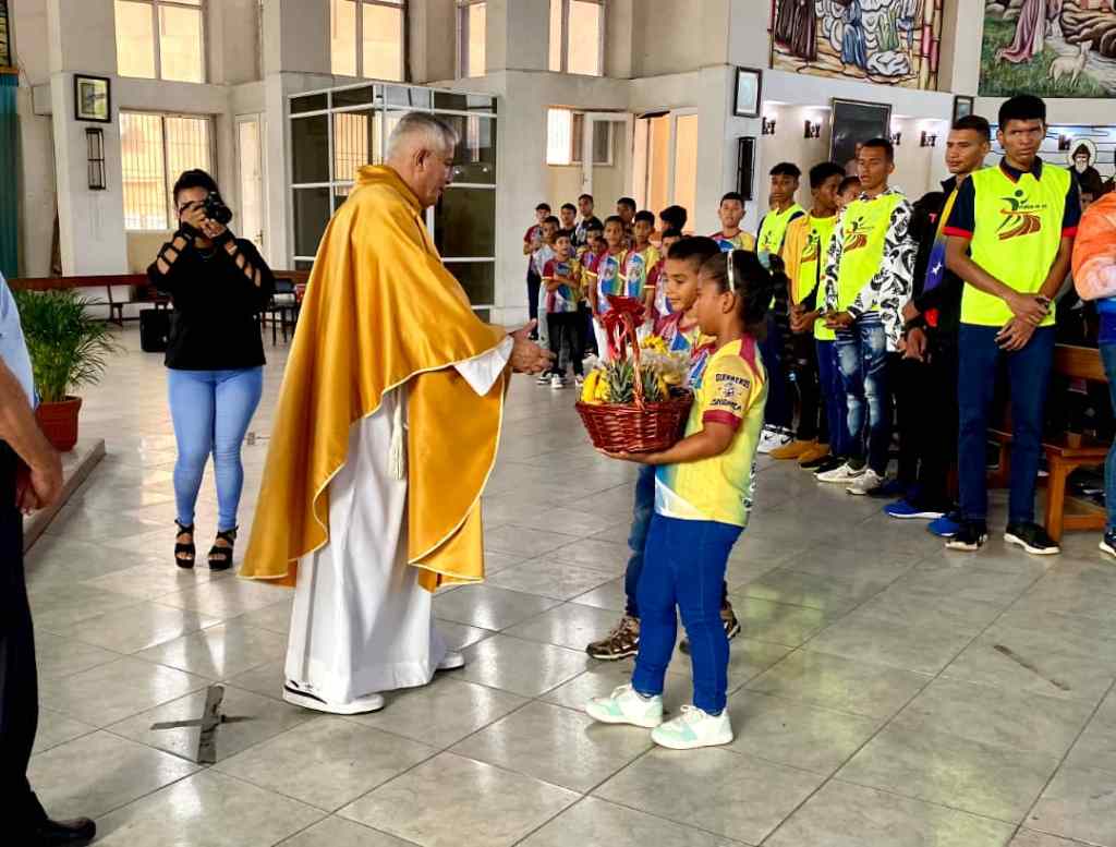 En El Tigre entregaron 80 reconocimientos durante la tradicional Misa del&nbsp;Deporte