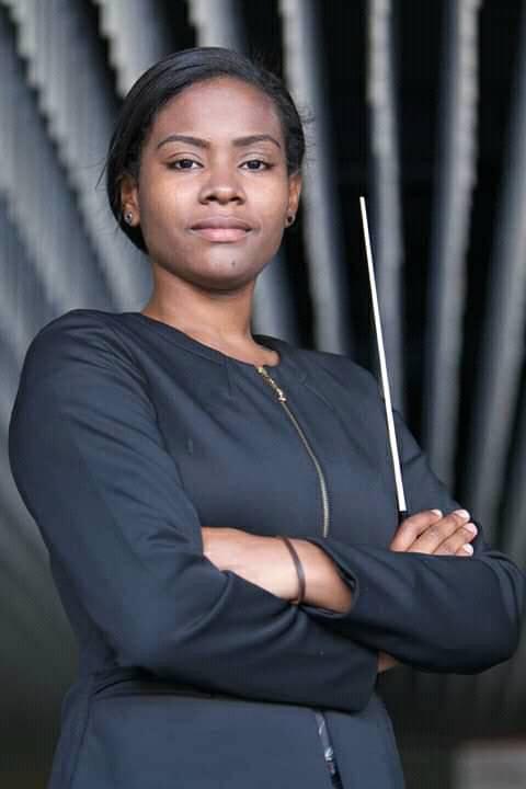 Glass Marcano, la primera mujer latinoamericana en dirigir la Filarmónica de Bruselas, cerró el 2023 llena de&nbsp;éxitos