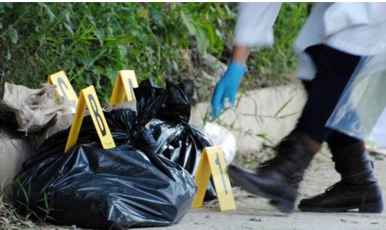 Encuentran una bolsa con tres cráneos humanos y varios huesos en la Cota&nbsp;Mil