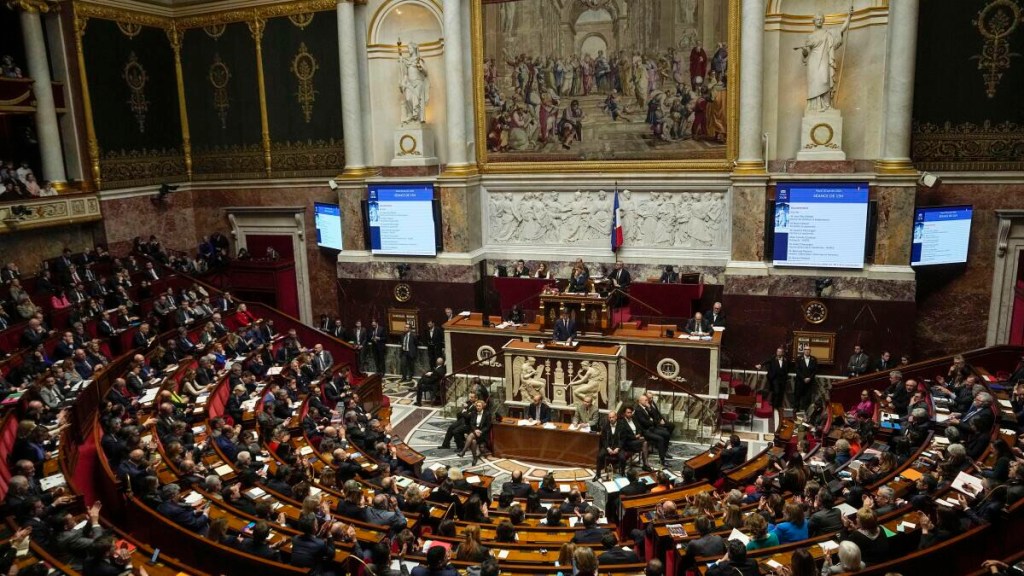 Francia aprueba proyecto de ley dirigido a consagrar el derecho al aborto en la&nbsp;constitución