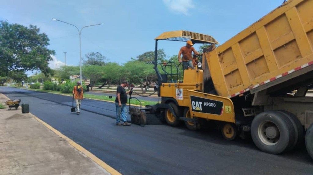 Gobierno Nacional anuncia plan de recuperación y mantenimiento de las carreteras en todo el&nbsp;país