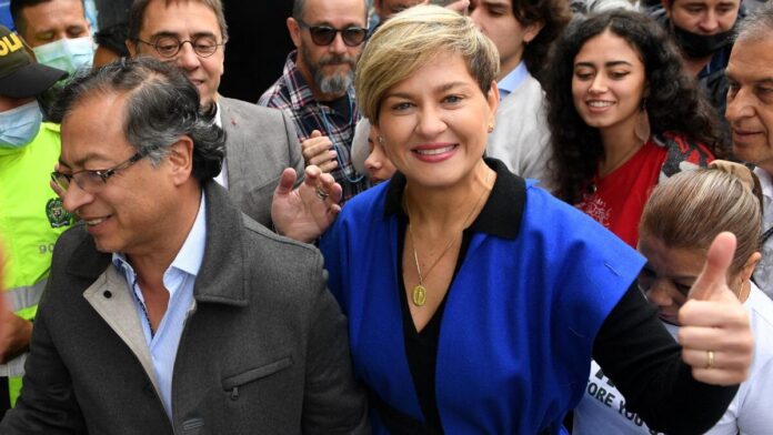 Escándalo por excesivos gastos de la esposa de&nbsp;Petro