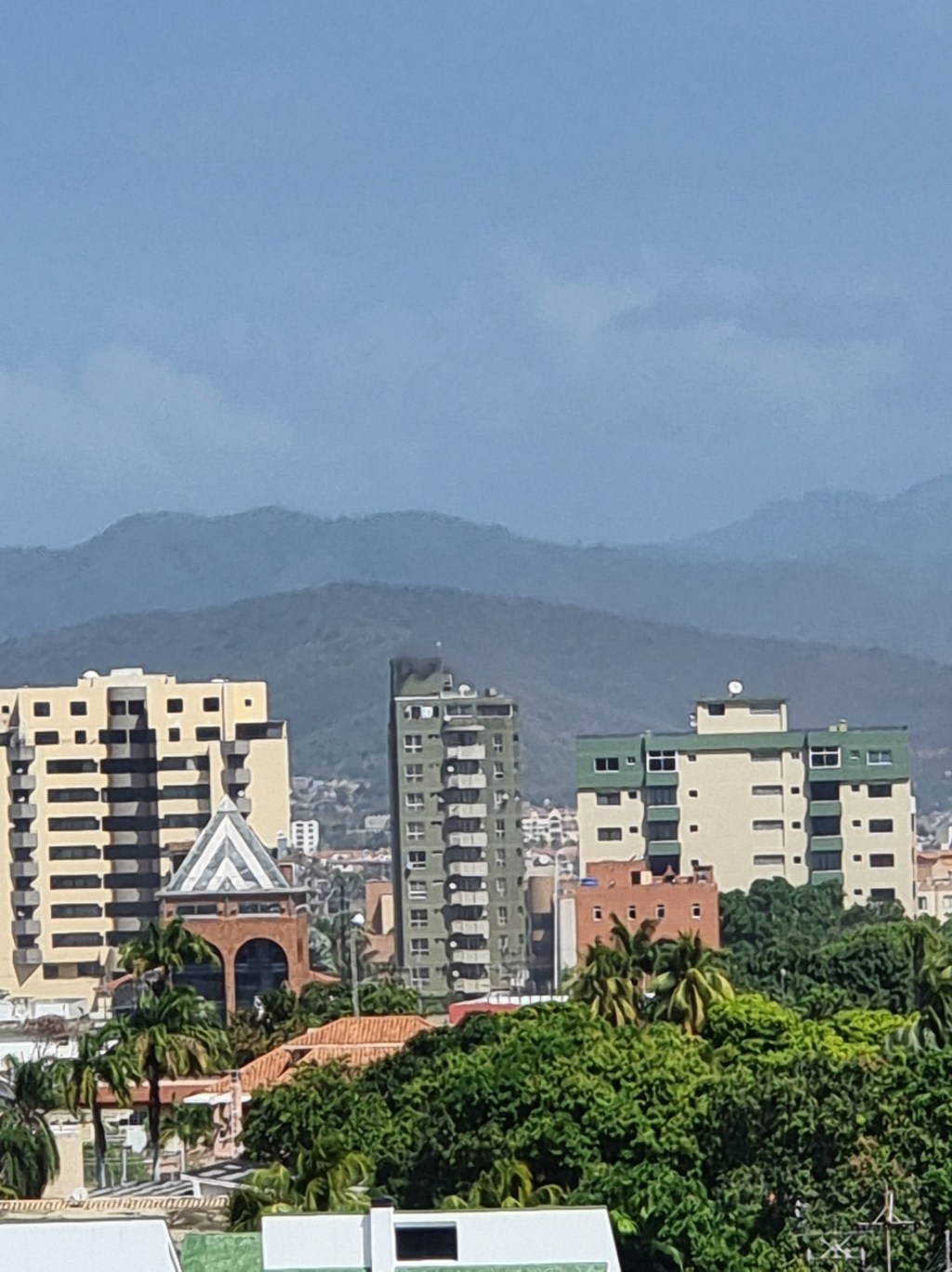 Una mujer fue rescatada tras un incendio en&nbsp;Lechería