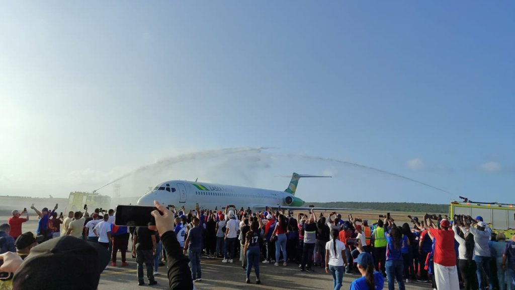 Llegaron los campeones: Tiburones de La&nbsp;Guaira