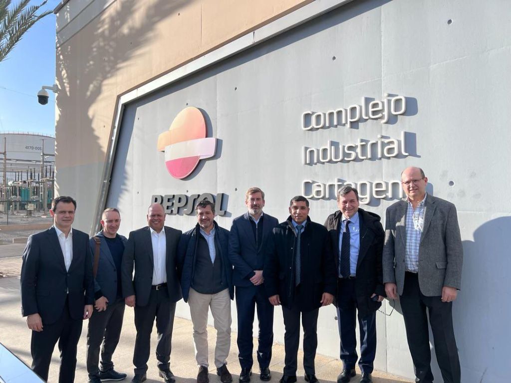 Venezuela evalúa cooperación energética con&nbsp;Repsol