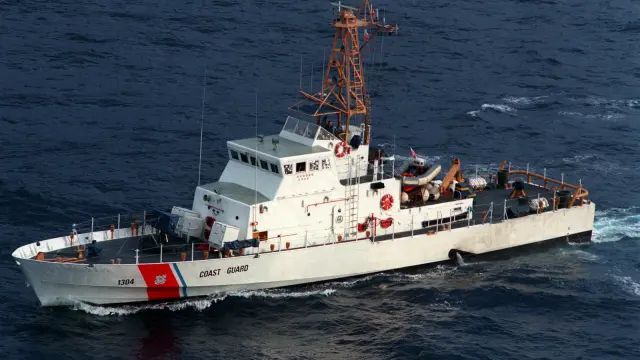 Buscan a 39 personas desaparecidas tras naufragio en la costa&nbsp;Florida