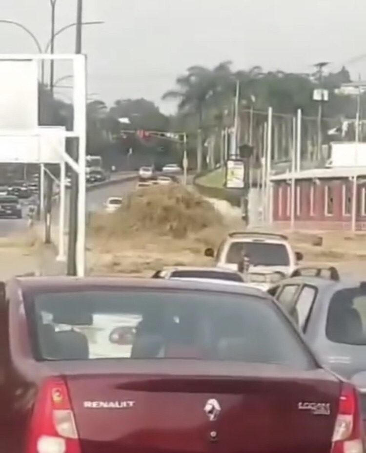 Reporta colapso de tubería de Hidrocapital en San Antonio de Los&nbsp;Altos