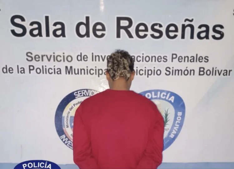 Aprehendido sujeto en Barcelona por presunto robo de un teléfono&nbsp;celular