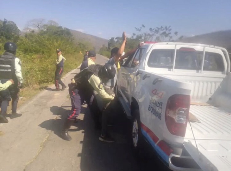 Detenidos un hombre y un adolescente en Bergantín por sustraer ilegalmente gasolina de tuberías de&nbsp;PDVSA